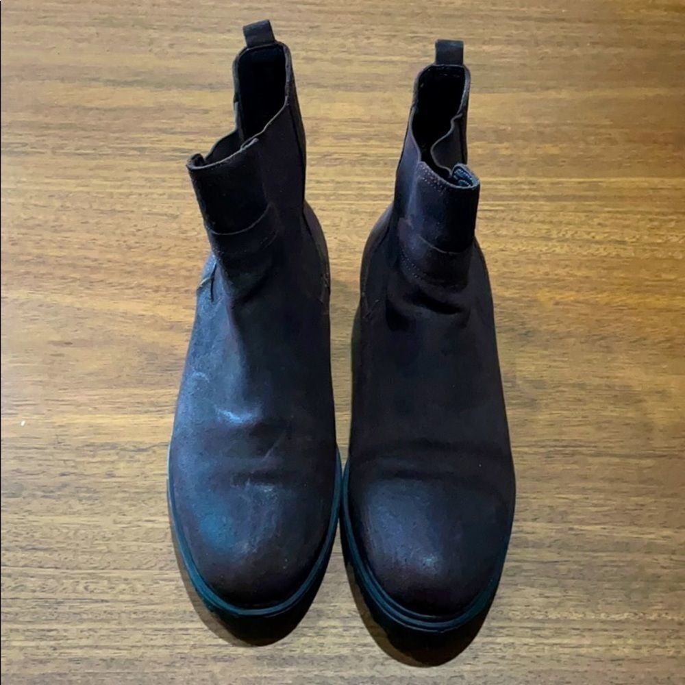 Brown Desa booties size 38